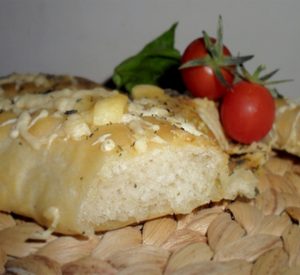 fougasse-aux-fromages-et-aux-herbes